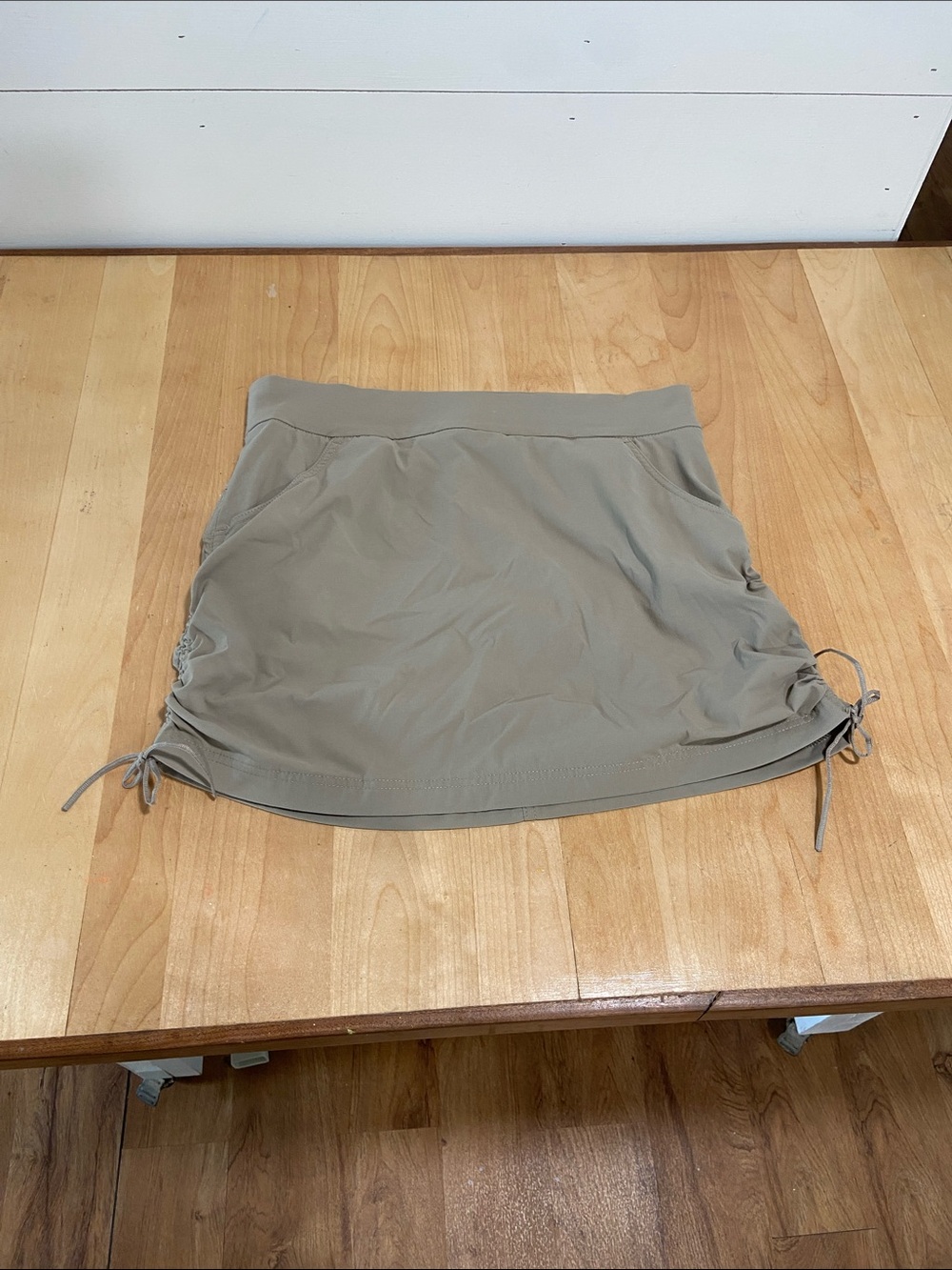 Columbia Women’s Khaki Active Drawstring Skort